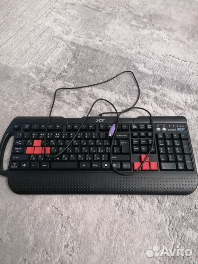 Игровая механическая клавиатура