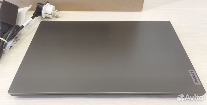 Lenovo V15 G3 (82TTA098IH) новый