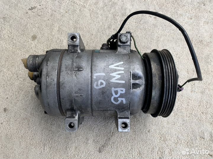 Компрессор кондиционера Volkswagen Passat B5
