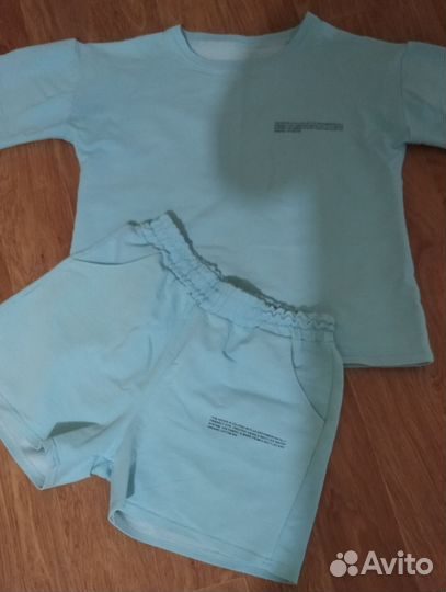 Костюм женский