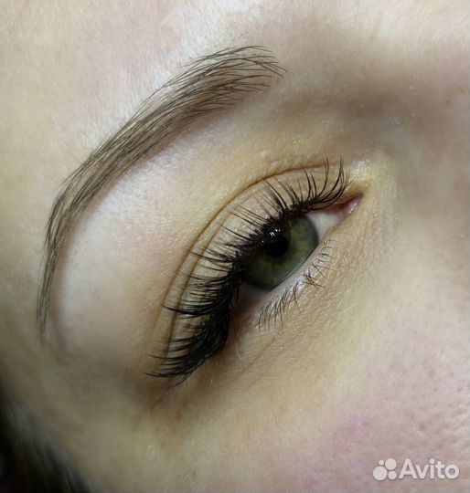Модель на наращивание ресниц мокрый эффект