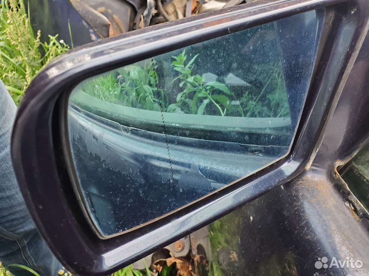 Зеркало левое mercedes w210,202,140