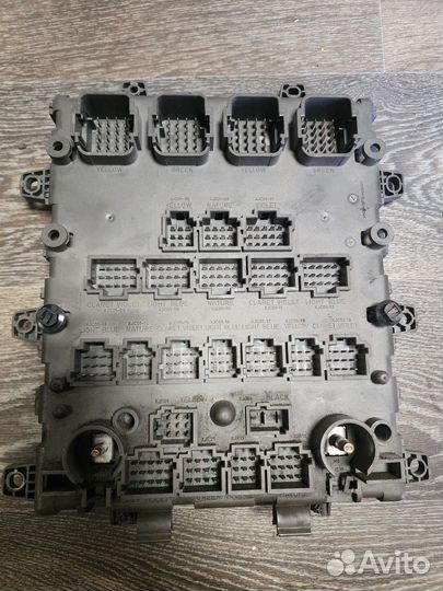 Блок предохранителей Renault Premium DXI