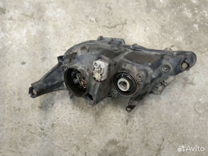 Фара правая Тайота Камри V50 до рестайлинг