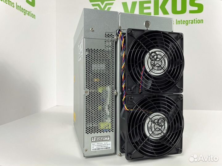 Майнер Antminer S19 90T