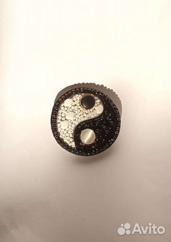 Брошь ручной работы