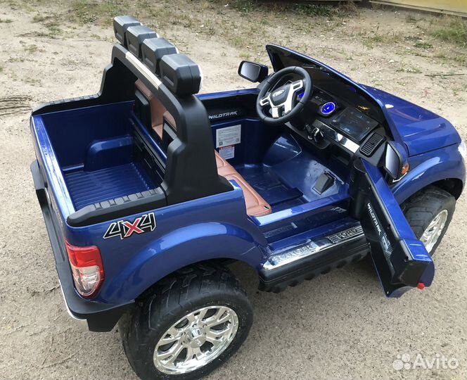 Детский электромобиль