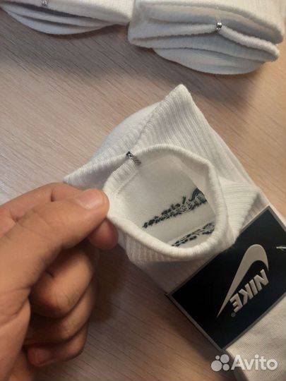 Белые носки nike
