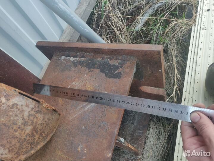 Балка двутавровая