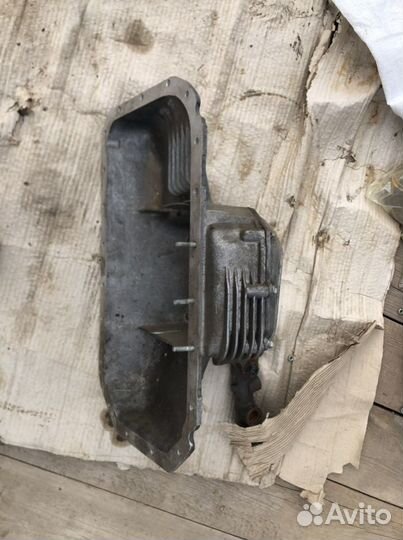 Поддон картер двигателя узам М-412, М-2140