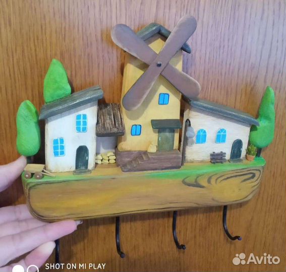 Ключница настенная