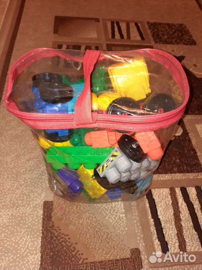 Конструктор крупный