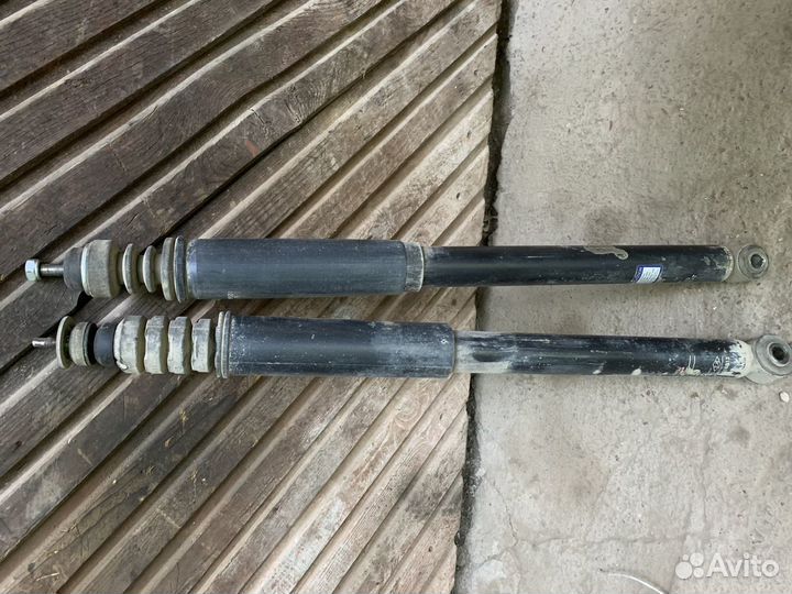 Аммортизатор бу Рено Логан 1 Renault Logan 1 2008