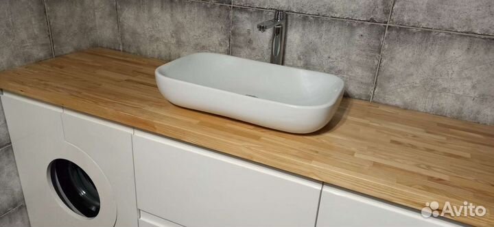 Столешница из массива для ванной комнаты