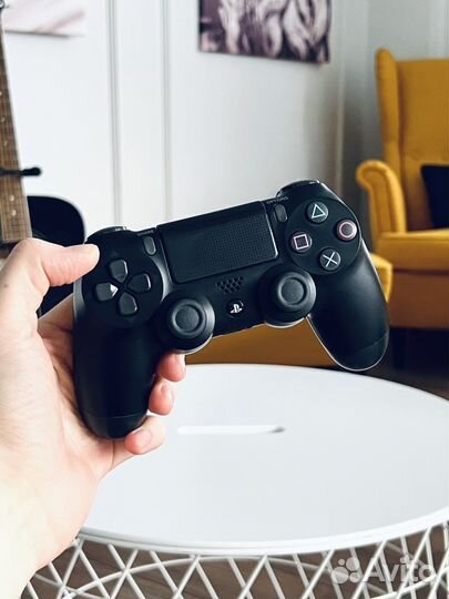 Геймпад Sony Dualshock 4 v.2 Black