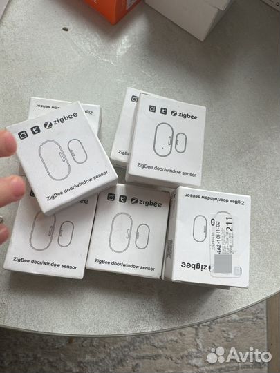 Смарт-датчик двери Tuya Zigbee 3,0
