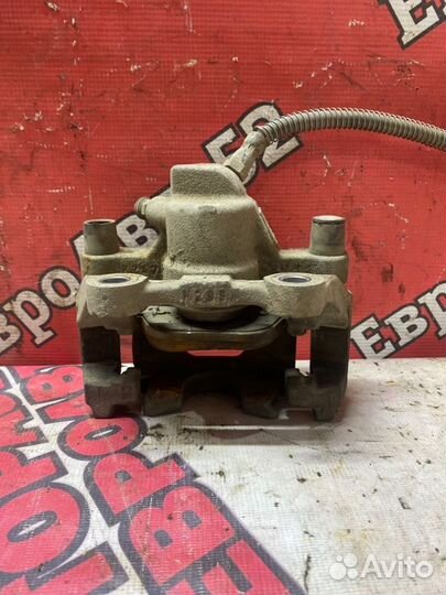 Суппорт тормозной задний правый Mercedes-Benz