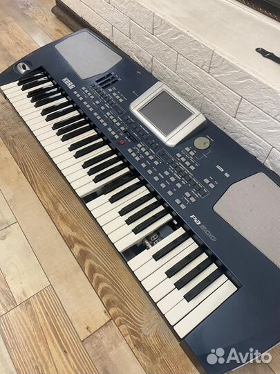 Korg PA500