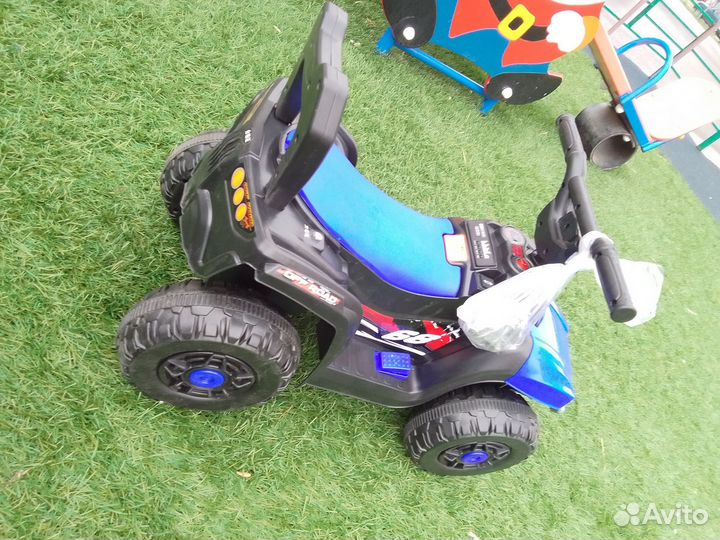 Детский электромобиль