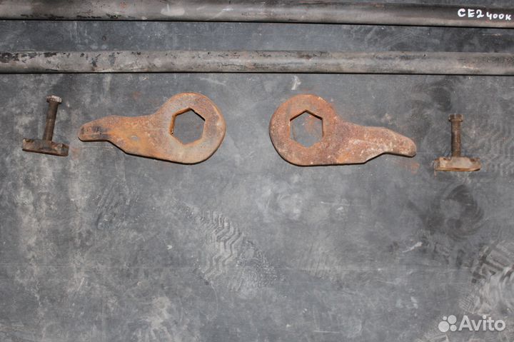 Торсионы в сборе Cadillac Escalade GMT400 99г