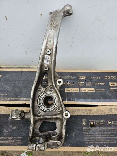 Audi q7 4m кулак поворотный правый