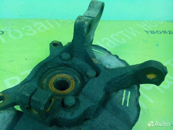 Ступица цапфа кулак передняя правая Mitsubishi