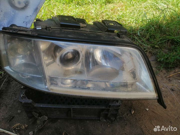 Фара audi a6 c5 правая
