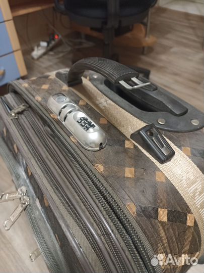 Чемодан journey