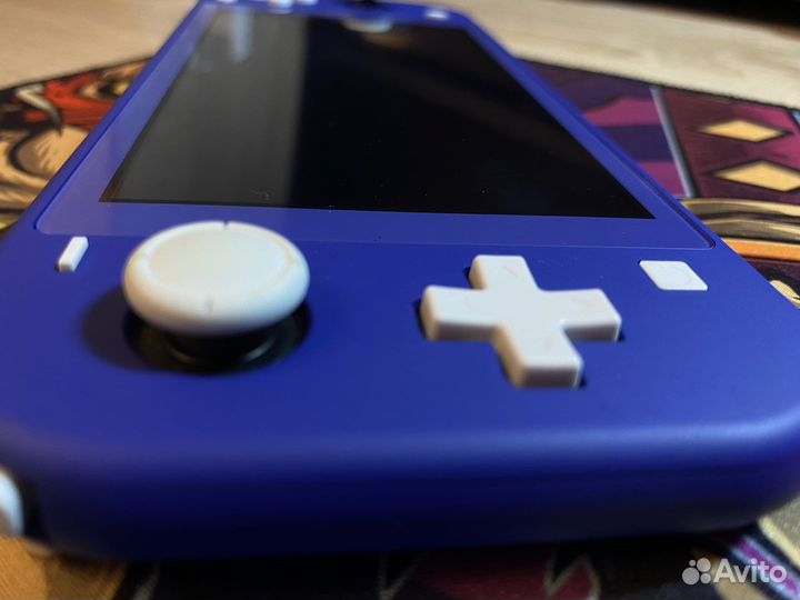 Nintendo switch lite + защитный чехол