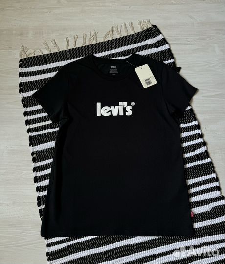 Новая женская футболка Levi's Оригинал