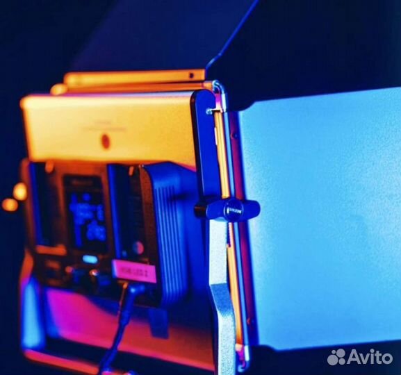 Видеосвет LED Neewer 660 RGB PRO комплект 100 Вт