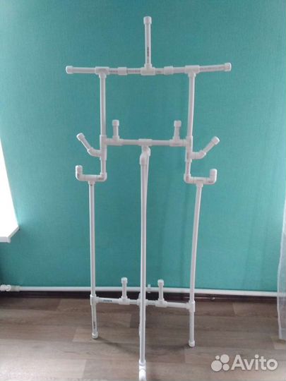 Вешалка для хоккейной формы напольная