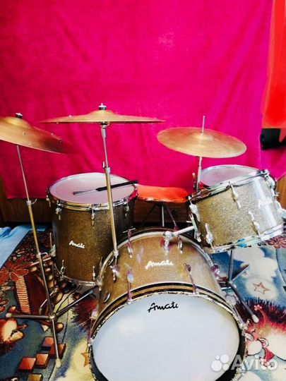 Ударная установка из барабанов Amati remo