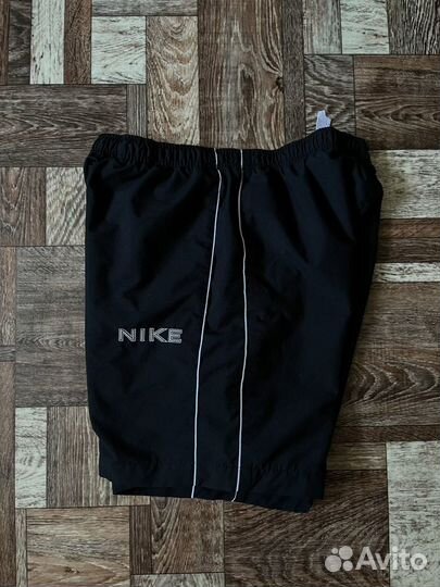 Nike Vintage 00s