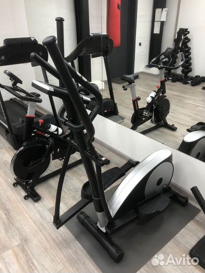 Эллиптический тренажер Svensson Body Labs