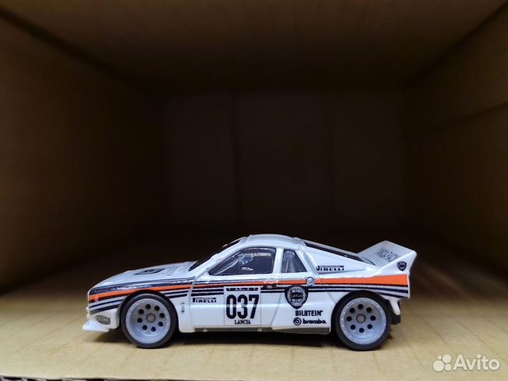 Hot Wheels Lancia Rally 037