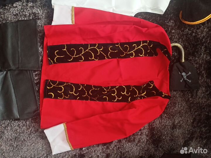 Новогодний костюм для мальчика пират