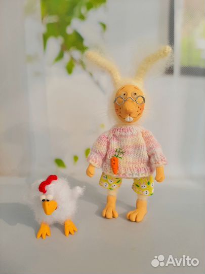 Кролик Тёма вязаный