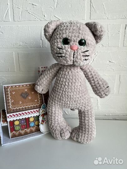 Игрушка вязаная кот ручная работа