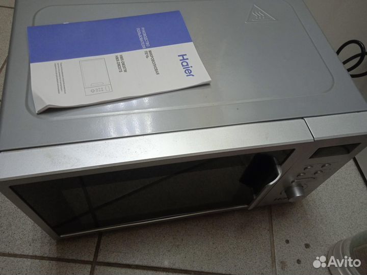 Микроволновая печь Haier HMX-DM207S