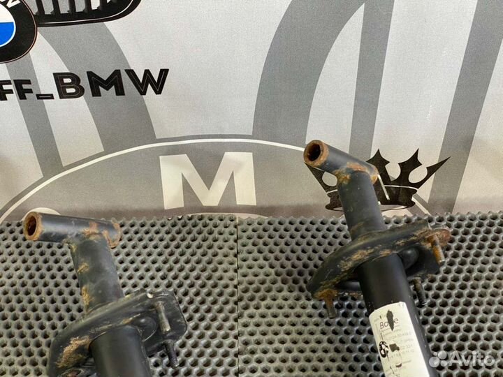 Крепление бампера заднее Bmw X5 E53 M62B46 2001