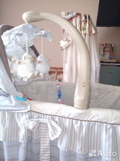 Детская кроватка люлька