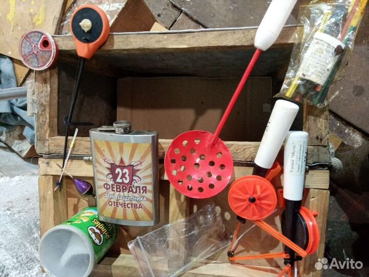 Рыбацкий ящик зимний с пренадлежнастями