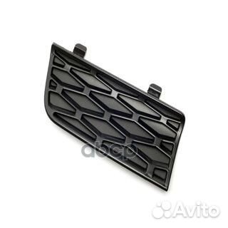 Реш тка переднего бампера левая RRN C 2006