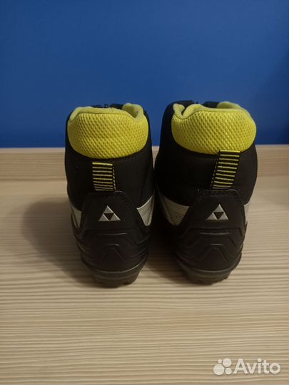 Лыжные ботинки fischer 39