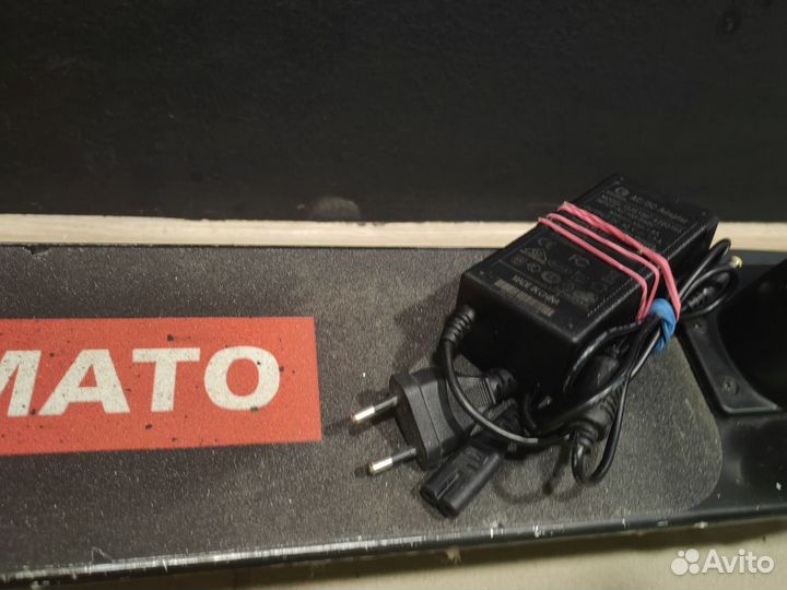 Электросамокат yamato 0809