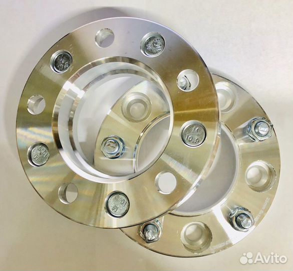 Колесные проставки для ваз 2131