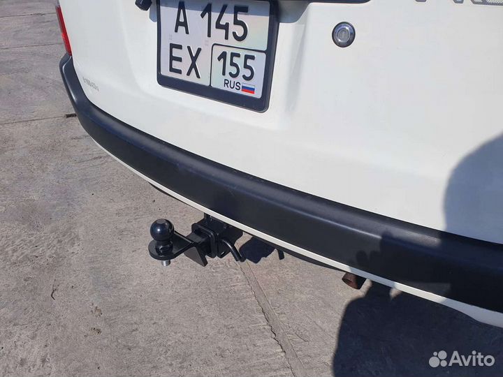 Фаркоп на Toyota Probox, Toyota Succeed