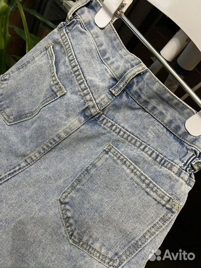 Джинсовые шорты