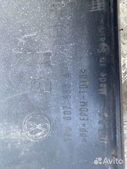 1K8807568A диффузор scirocco rline